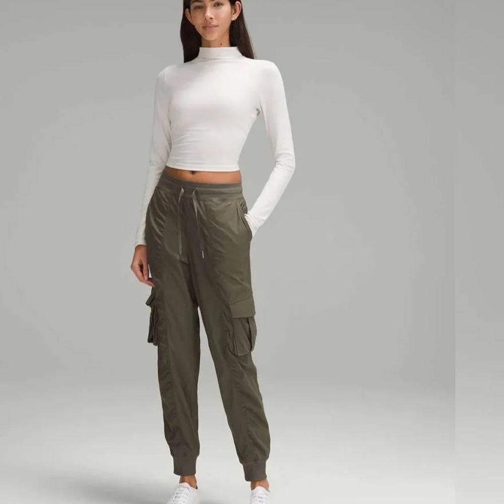 Lululemon Dance Studio Cargo Joggers Size M